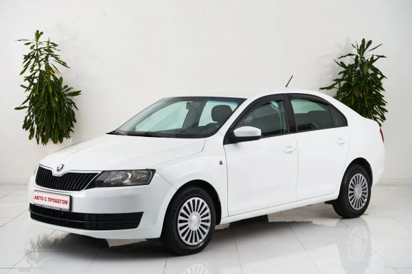 Skoda Rapid, I 2015 с пробегом 93 000 км.