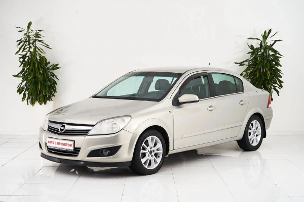 Opel Astra, H Рестайлинг 2008 с пробегом 138 000 км.