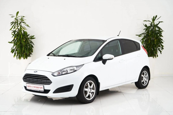 Ford Fiesta, Mk6 Рестайлинг 2018 с пробегом 59 000 км.