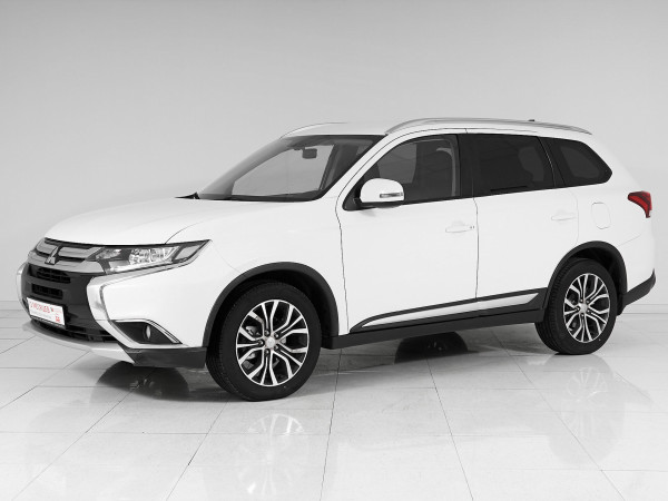 Mitsubishi Outlander, 2015 г.