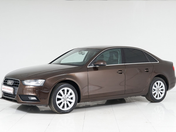 Audi A4, IV (B8) Рестайлинг 2012 с пробегом 143 000 км.