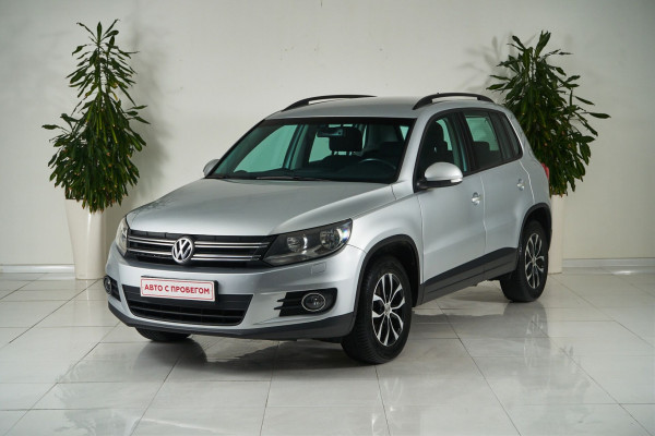 Volkswagen Tiguan, I Рестайлинг 2015 с пробегом 52 000 км.