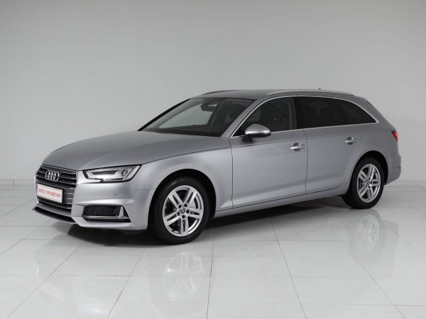 Audi A4, V (B9) Рестайлинг 2019 с пробегом 121 000 км.