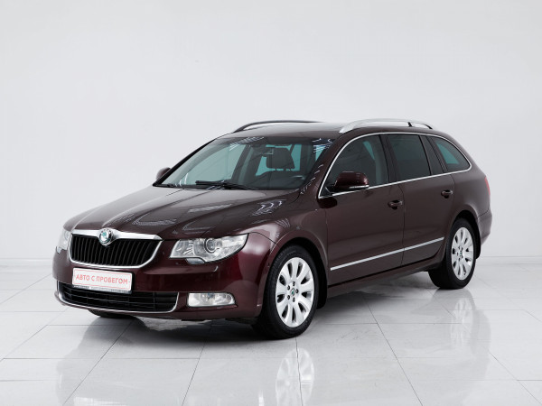 Skoda Superb, II 2011 с пробегом 187 000 км.