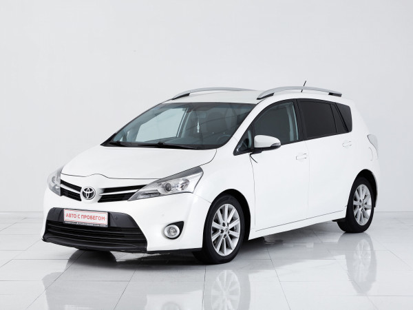 Toyota Verso, I Рестайлинг 2014 с пробегом 87 000 км.