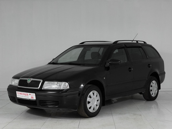 Skoda Octavia, II (A5) Рестайлинг 2008 с пробегом 200 300 км.