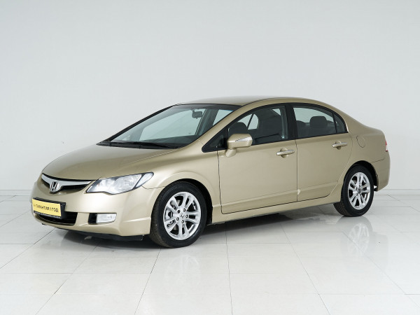 Honda Civic, VIII 2007 с пробегом 184 500 км.