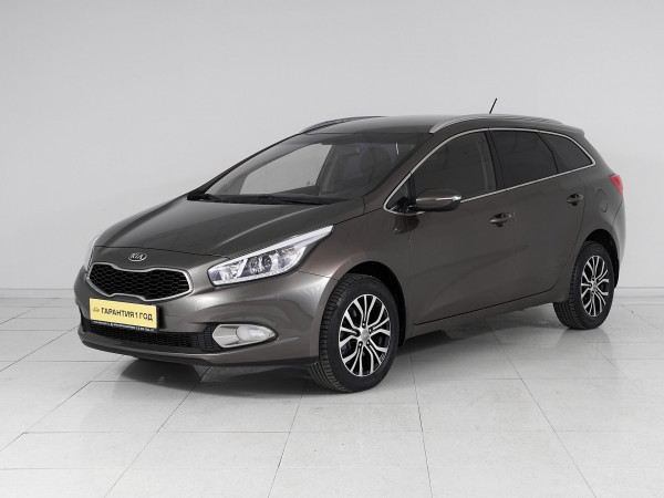 Kia Ceed, II 2013 с пробегом 140 000 км.