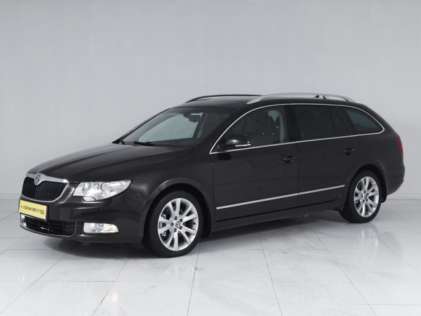 Skoda Superb, II 2012 с пробегом 139 900 км.