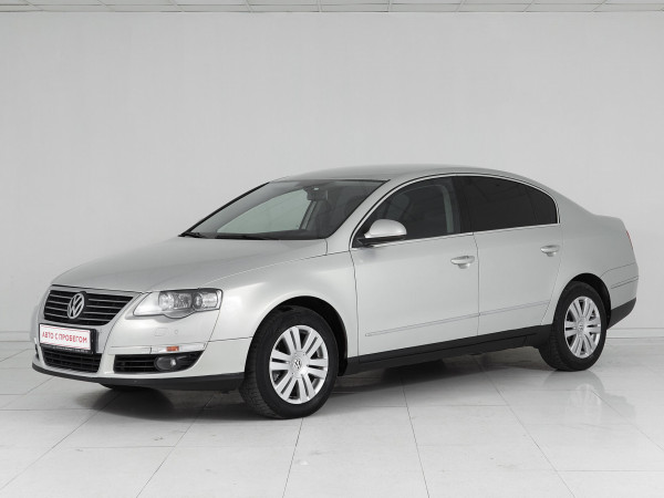 Volkswagen Passat, B7 2010 с пробегом 198 600 км.