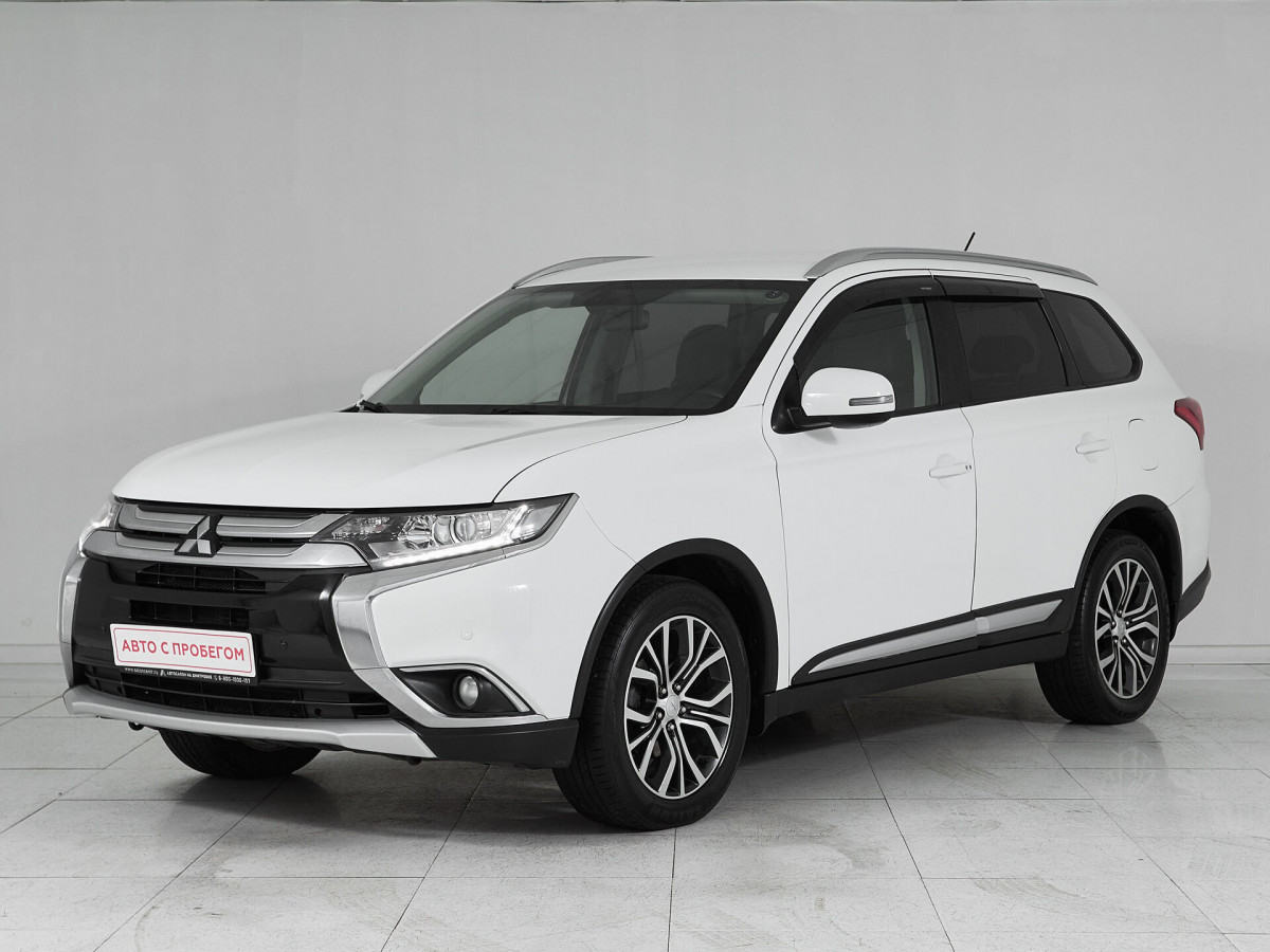 Mitsubishi Outlander, 2015 г.