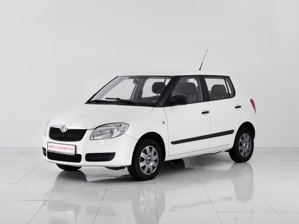 Skoda Fabia, II Рестайлинг 2010 с пробегом 195 000 км.