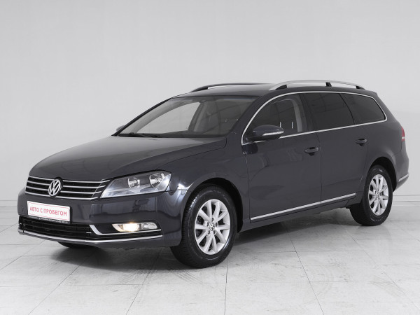 Volkswagen Passat, B7 2012 с пробегом 137 600 км.