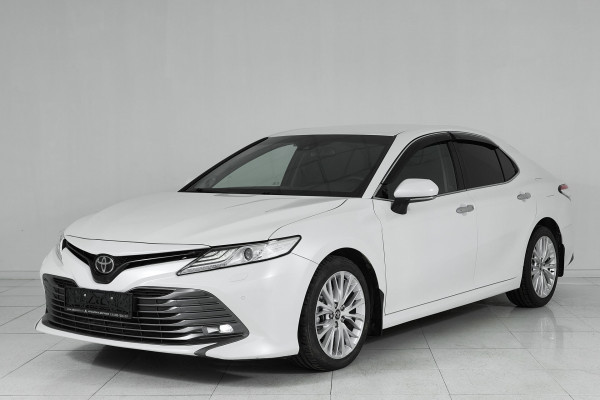 Toyota Camry, 2019 г.