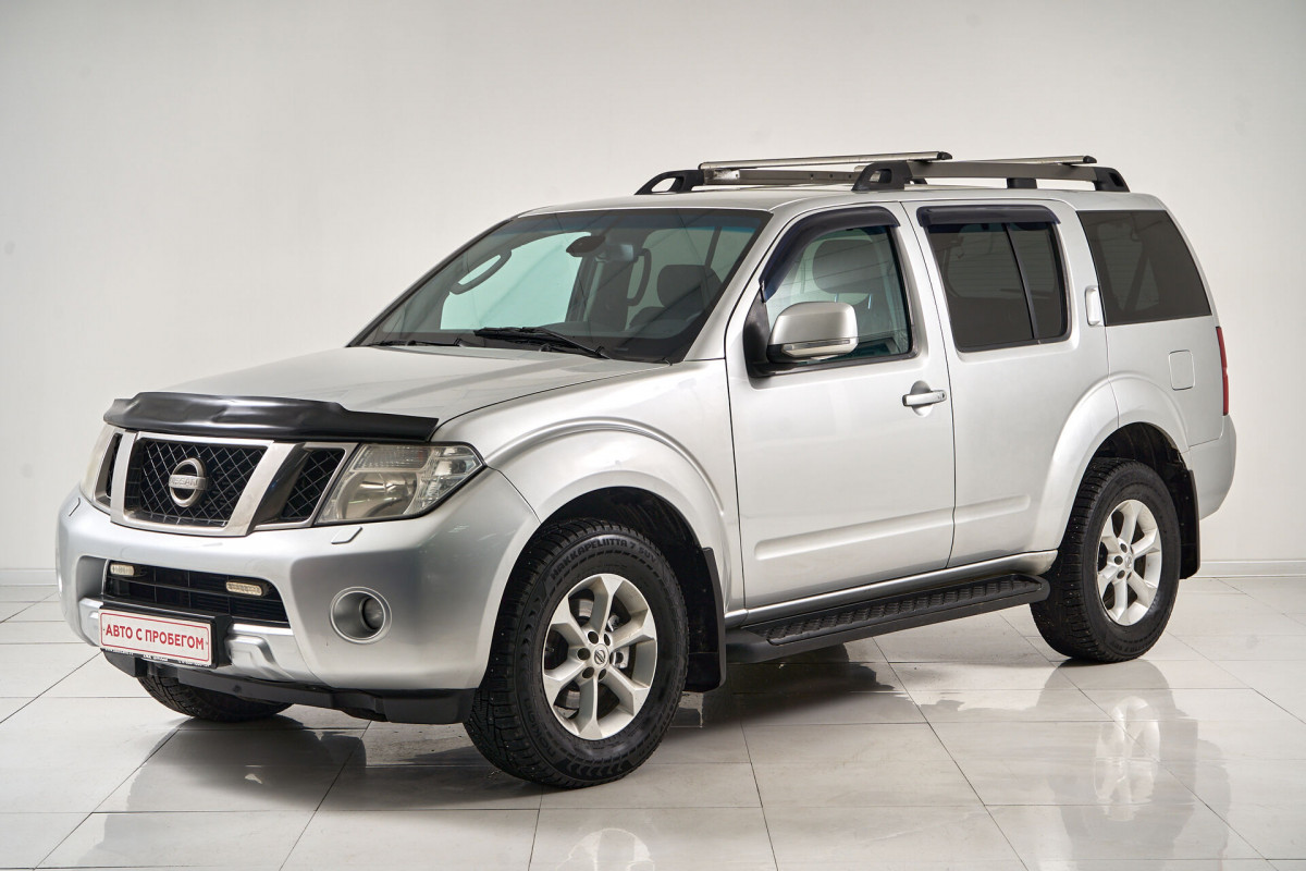 Nissan Pathfinder, 2011 г.