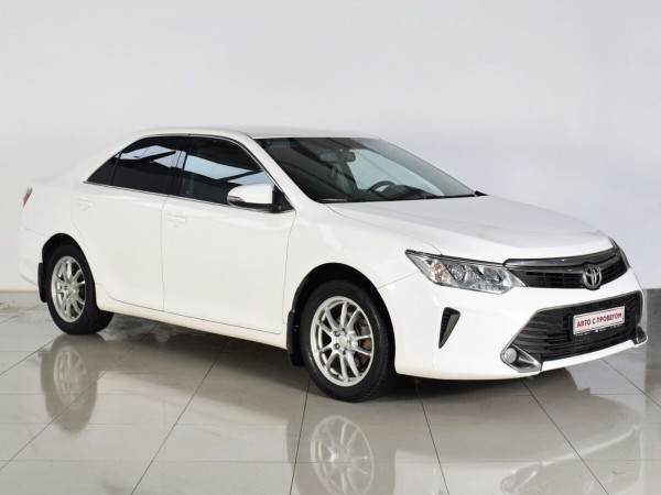 Toyota Camry, 2015 г.