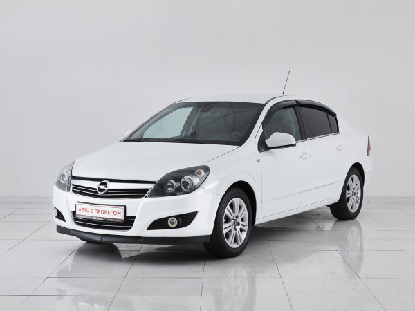 Opel Astra, H Рестайлинг 2011 с пробегом 123 000 км.