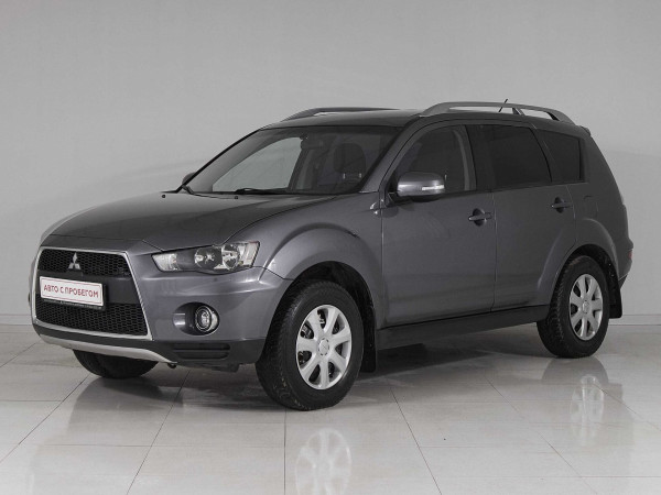 Mitsubishi Outlander, II Рестайлинг 2009 с пробегом 175 000 км.
