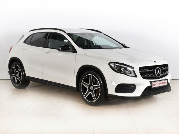 Mercedes-Benz GLA, I (X156) Рестайлинг 2017 с пробегом 27 631 км.
