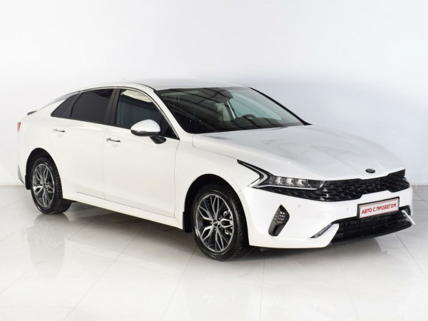 Kia K5, III 2021 с пробегом 8 320 км.