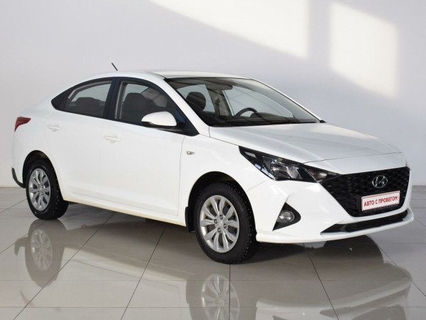 Hyundai Solaris, II Рестайлинг 2020 с пробегом 31 661 км.