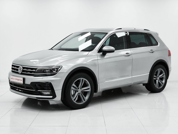 Volkswagen Tiguan, II 2018 с пробегом 102 000 км.