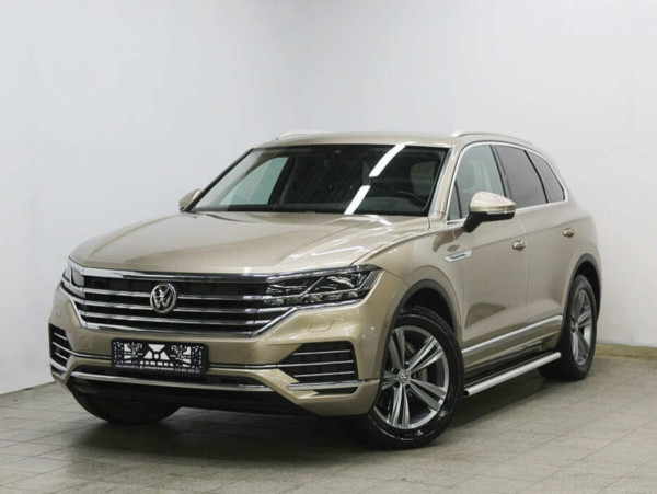 Volkswagen Touareg, III 2018 с пробегом 65 097 км.