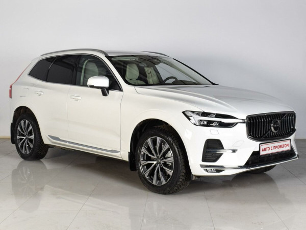 Volvo XC60, II Рестайлинг 2022 с пробегом 1 053 км.