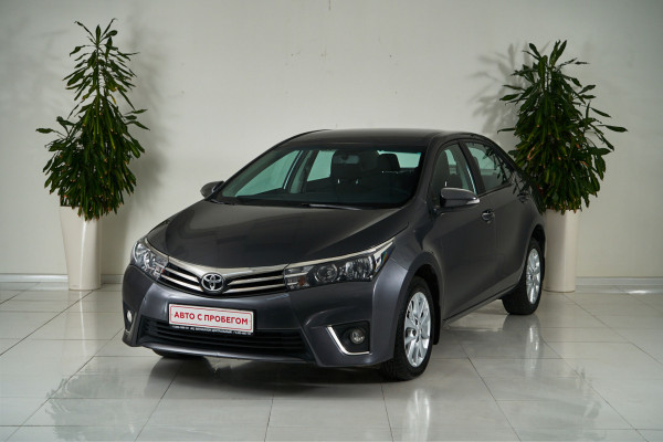 Toyota Corolla, XI (E160, E170, E180) Рестайлинг 1 2016 с пробегом 26 000 км.