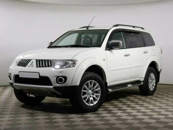 Mitsubishi Pajero Sport, 2011 г.