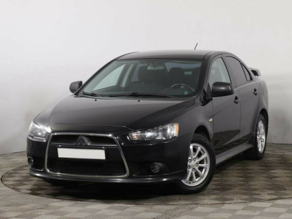 Mitsubishi Lancer, X Рестайлинг 2014 с пробегом 69 000 км.