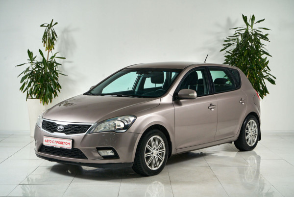 Kia Ceed, I Рестайлинг 2012 с пробегом 99 000 км.
