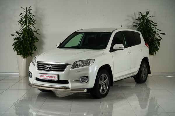 Toyota RAV4, IV (XA40) 2012 с пробегом 89 000 км.