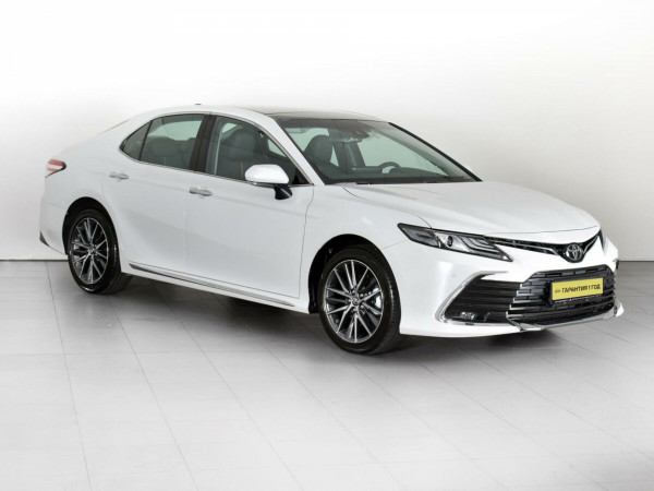 Toyota Camry, VIII (XV70) Рестайлинг 2023 с пробегом 10 км.
