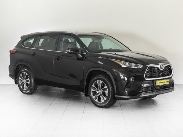 Toyota Highlander, IV (U70) 2023 с пробегом 94 км.