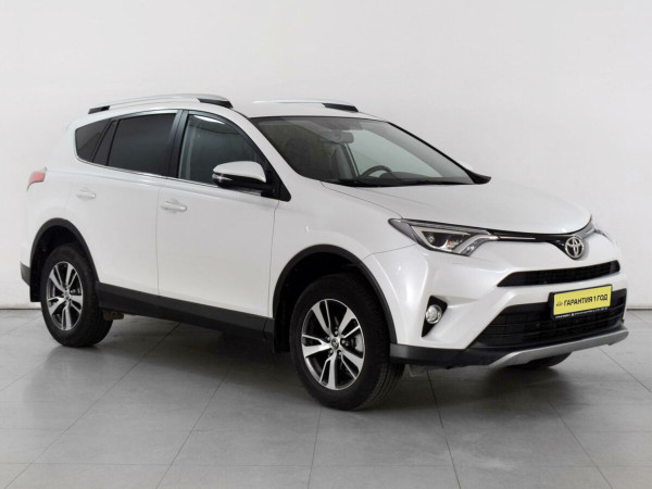 Toyota RAV4, IV (XA40) Рестайлинг 2019 с пробегом 45 100 км.