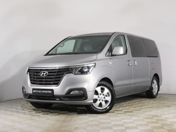 Hyundai Grand Starex, I Рестайлинг 2 2020 с пробегом 60 000 км.