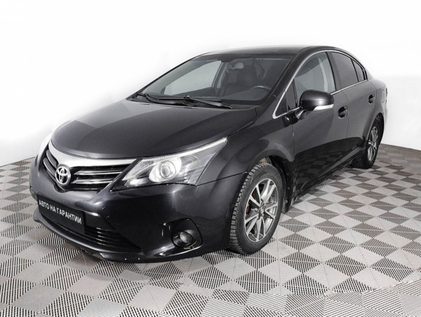 Toyota Avensis, III Рестайлинг 2011 с пробегом 125 000 км.