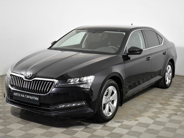 Skoda Superb, III Рестайлинг 2021 с пробегом 25 800 км.