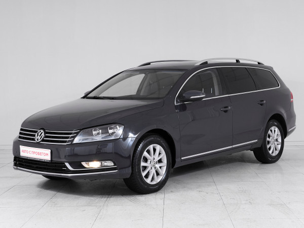 Volkswagen Passat, B7 2011 с пробегом 137 600 км.