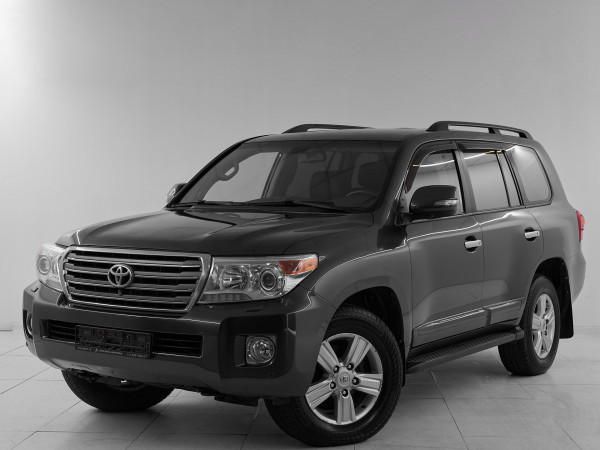 Toyota Land Cruiser, 200 Series Рестайлинг 1 2012 с пробегом 170 000 км.