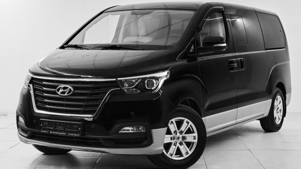 Hyundai H-1, II Рестайлинг 2 2019 с пробегом 173 000 км.
