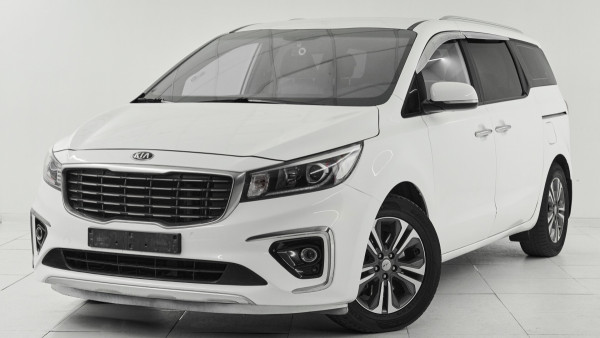 Kia Carnival, III 2019 с пробегом 119 500 км.