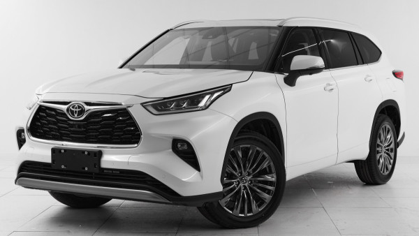 Toyota Highlander, IV (XU70) 2025 с пробегом 69 км.