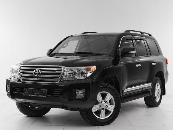 Toyota Land Cruiser, 200 Series Рестайлинг 1 2012 с пробегом 175 500 км.