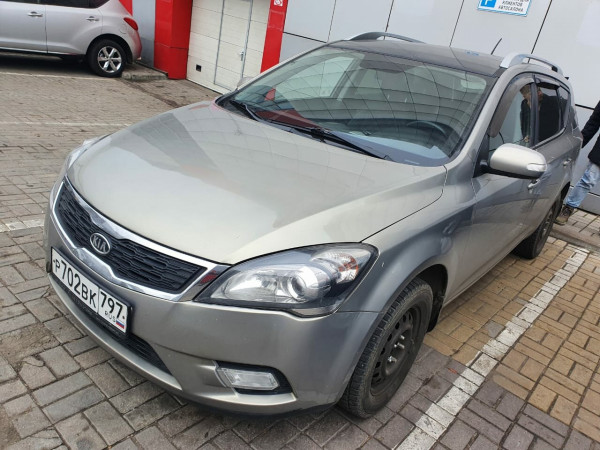 Kia Ceed, I Рестайлинг 2011 с пробегом 121 000 км.