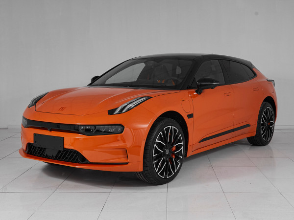 Zeekr 001, I 2023 с пробегом 27 км.