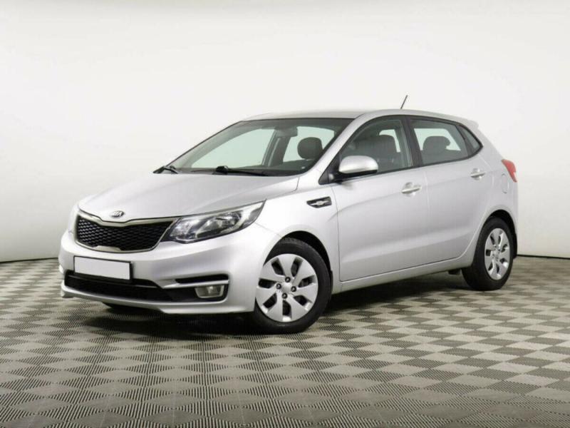 Kia Rio, III Рестайлинг 2016 с пробегом 88 500 км.