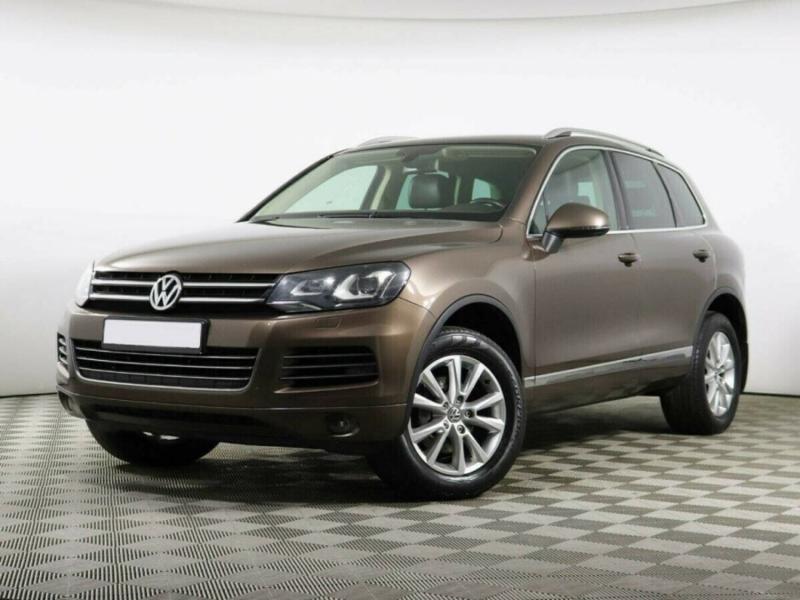 Volkswagen Touareg, II 2011 с пробегом 61 000 км.