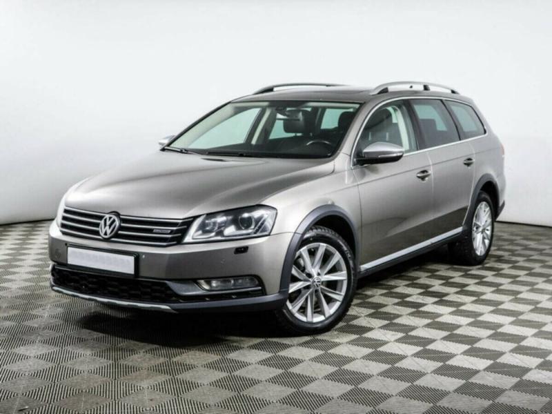 Volkswagen Passat, B7 2013 с пробегом 112 000 км.